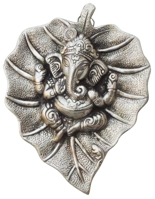 Aluminum Showpiece Ganesh Patta Big Silver Antique Statue - 6.5*0*8.5 Inch (AS095 C)