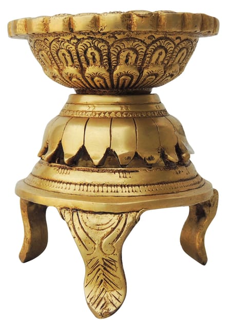 Brass Table Decor Oil Lamp, Deepak Statue - 4.5*4*4.6 Inch (BS1320 C)