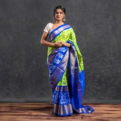 Pochampally Ikkat Silk Saree / Green Colour / Blue Border HPISSGU0121