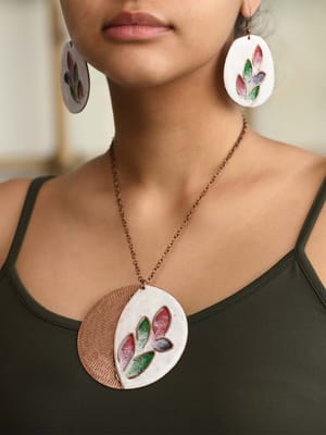 Leaflet Pendant