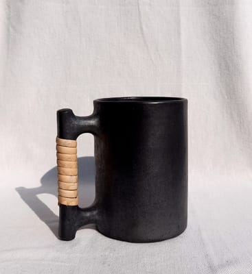 Terracotta by Sachii "Longpi Black Pottery Beer Mug Large"