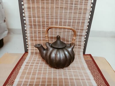 Terracotta by Sachii "Longpi Black Pottery Pumpkin Teapot"