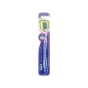 Oral-B Bacteria Fighter Cavity Defence Toothbrush (Medium)