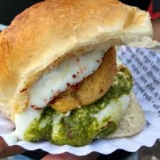 Vada Pav With Special Mayonaise