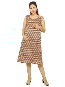 Moms Ever Maternity and Nursing Pre and Post Pregnancy Katha Print Pure Cotton Dress - Green