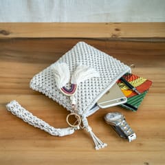 Pretty Simple Hand-Knotted Bag