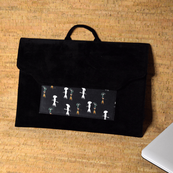 Black Impressions of Cockatoo Laptop Sleeve