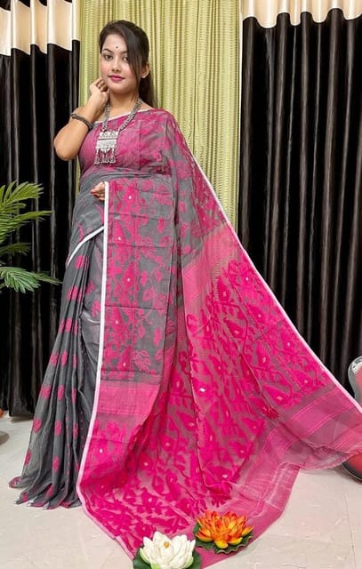 Pure Cotton Bengal Jamdani Saree in a Beautiful combination of Pink and Grey
