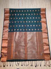 Beautiful Pure Kanjivaram Silk Saree in Forest Green with Copper Zari Woven Border and Anchal