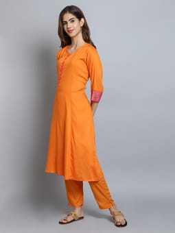 Solid Kurta Trouser With Dupatta Closer Two