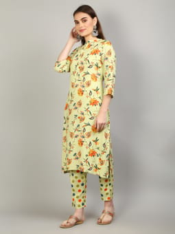 Floral Kurta With Pant Closer Two