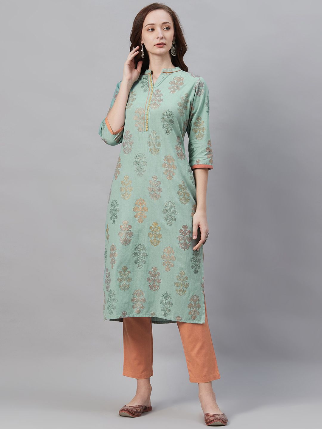 Floral Kurta With Pant Front