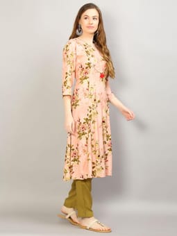 Floral Print Kurta Trouser Closer Two
