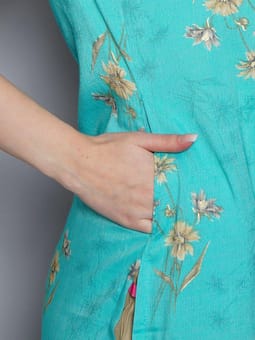 Floral Printed Kurta Closer Two
