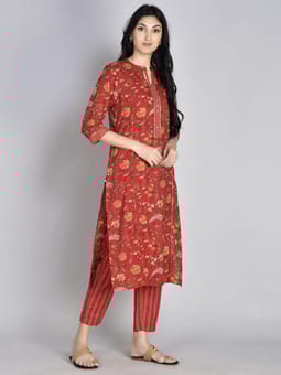 Floral Printed Kurta With Trouser Closer Three