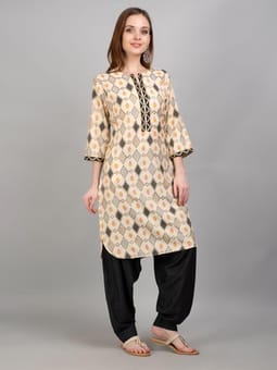 Short Kurta Trouser Dupatta Closer Two