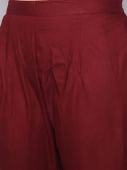 Geometric Kurta With Trouser First Closer