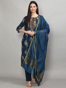 Printed Kurta Pant With Dupatta Front