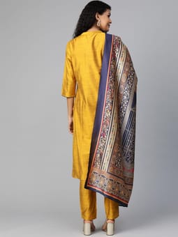 Solid Kurta Trouser Dupatta Back