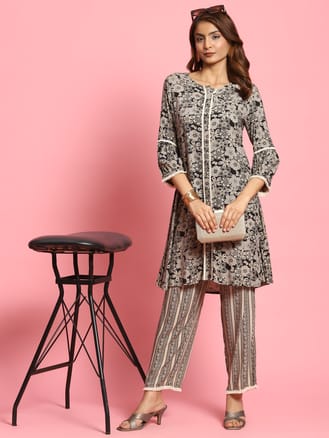 Women Black Floral Print Co-Ord Set