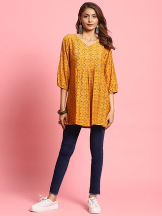 Women Mustard Geometric Print Tunic