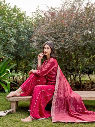 Women Silk Pink Woven Kurta Sharara Dupatta