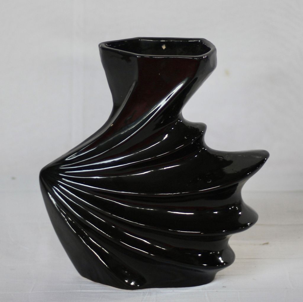 11 x 5 Inch Wavy Black Ceramic Planter