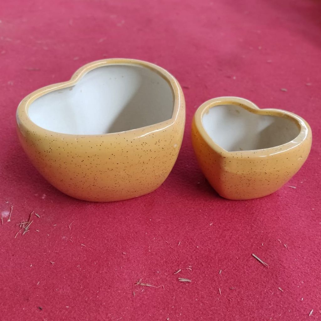 Set of 2 - Spotty Green Ceramic Heart Shaped Pots (6 Inch, 4 Inch)
