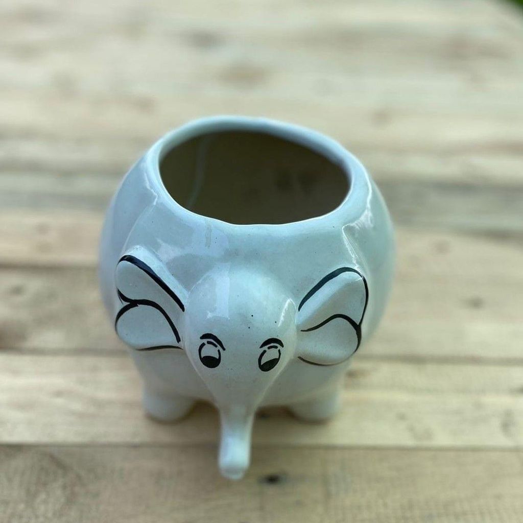 5 X 7 Inch White Cute Elephant Designer Ceramic Pot