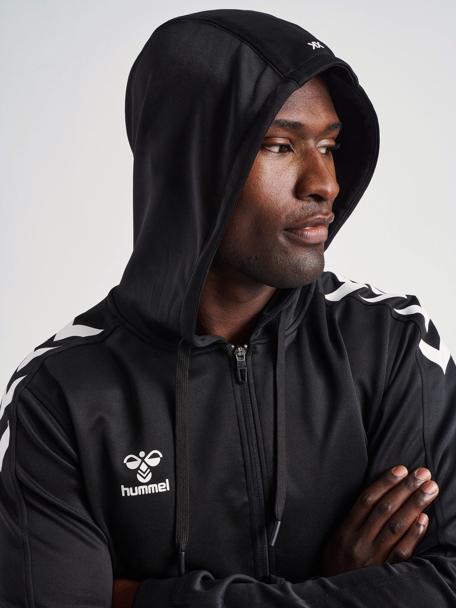 hmlCORE XK POLY ZIP HOOD SWEAT