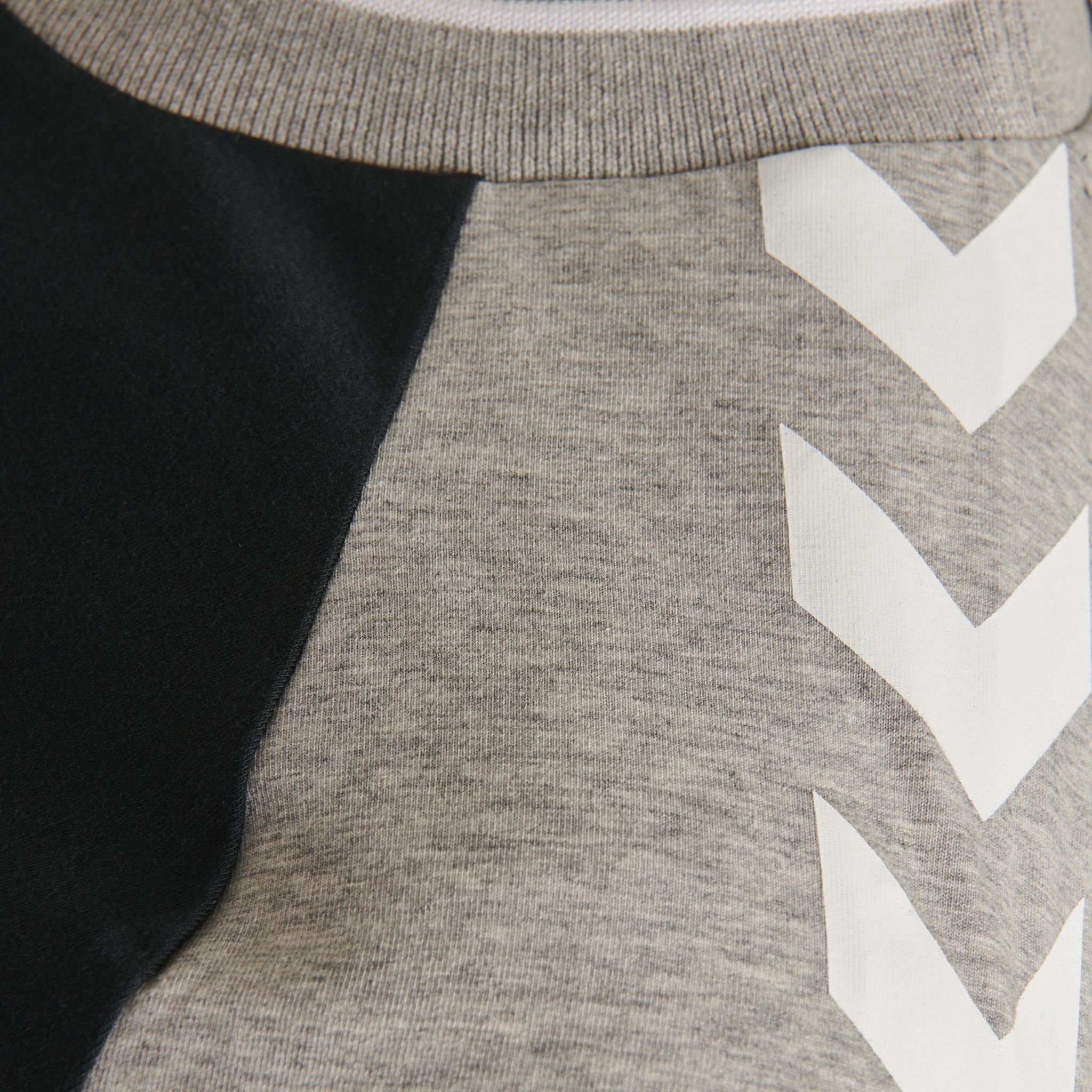 hmlMARK T-SHIRT L/S