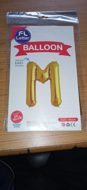 foil letter balloon (M) golden