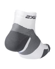 2XU Vectr Light Cushion 1/4 Crew Compression Socks WHT/GRY
