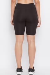 Clovia Snug Fit Active Shorts in Black - Quick-Dry