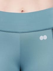 Clovia Snug Fit Active Mid-Rise Ankle-Length Tights & Padded Non Wired Sports Bra Combo Blue  - Quick-Dry