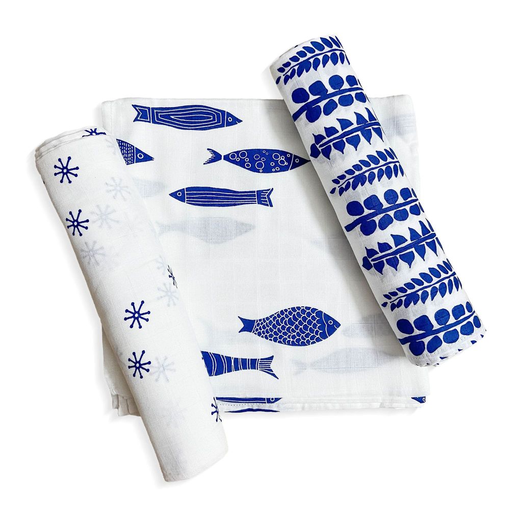 TinyLane 100% Organic Bamboo Cotton Muslin Baby Swaddle Wrappers Fish, Stem & Flower Print Pack of 3- Multicolor