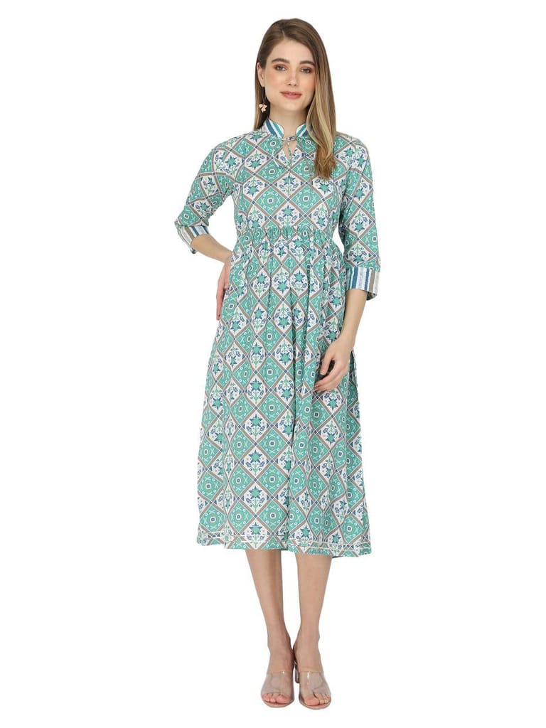 ZELENA 3/4th Sleeves Cotton Printed Green Maternity Feeding Dress