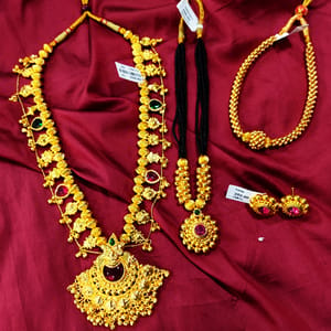 Golden Heavy Look Maharashtrian Jewellery Combo