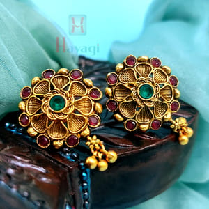 Round Earrings In Multicolor Stone Studded