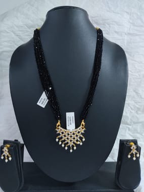 Black Crystal Mala With Traditional White Stone Pendant
