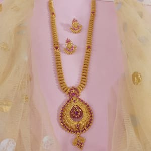 Bridal Long Necklace In Traditional Golden Design