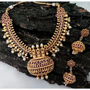 Kalash Design Kemp short Necklace For Women
