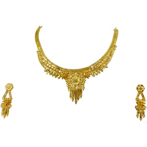 Micro Plated Short Necklace Gold Resembelling