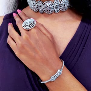 Bracelet In Rhodium Plated Delicate Designer