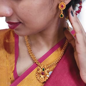 Geru Polish Thushi Festive Wear Maharashtrian Thushi