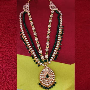 Heavy Kundan Long Necklace In Green Beads