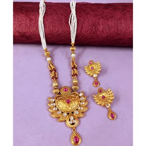 Pearl Necklace- Rajwadi Pendant Set