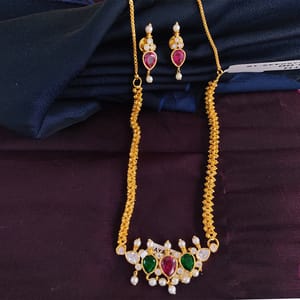 Golden Gajra Haar With Tanmani Pendant